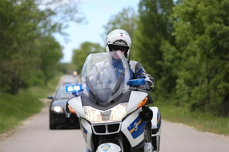 Opasna vožnja bez dozvole završila teškim ozljedama u Kutjevu