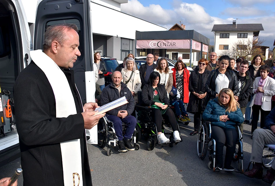 Simbol solidarnosti – novo vozilo Udruge OSI mijenja svakodnevicu osoba s invaliditetom