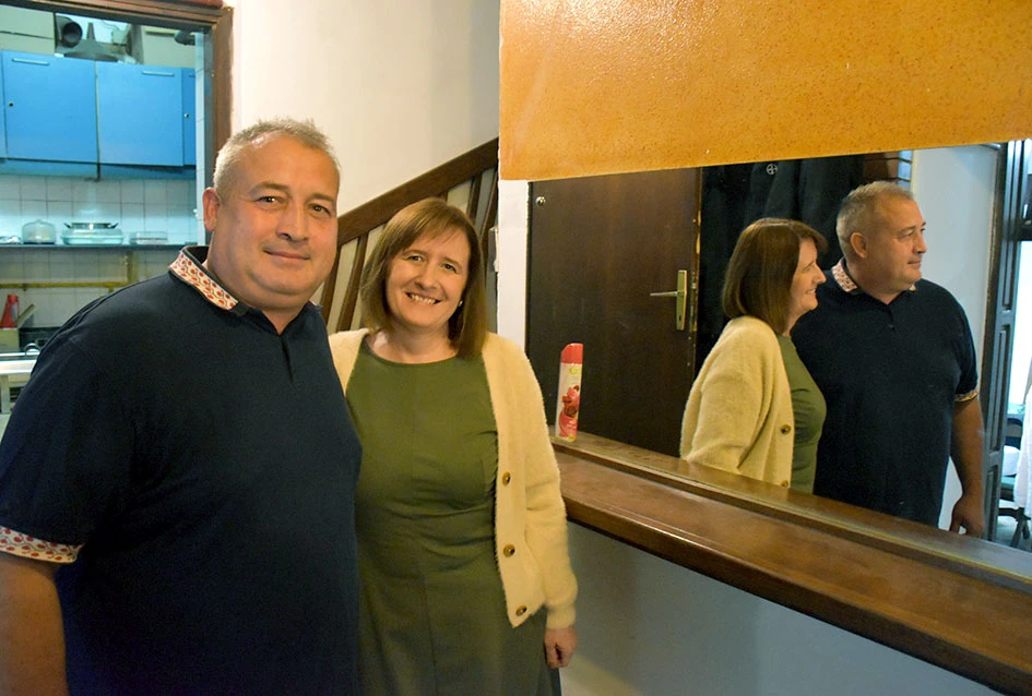 Rahela i Gordana vinske kume požeški vinara