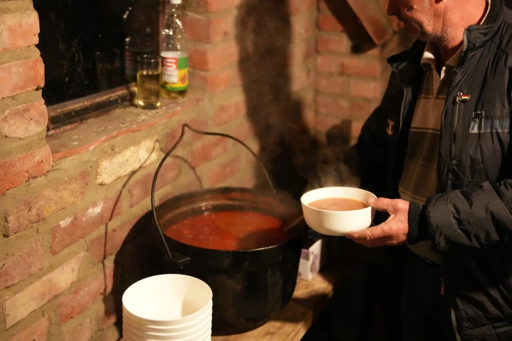 Hrnjevački vinogradari proslavili završetak berbe – vino, prijateljstvo i slavonska duša