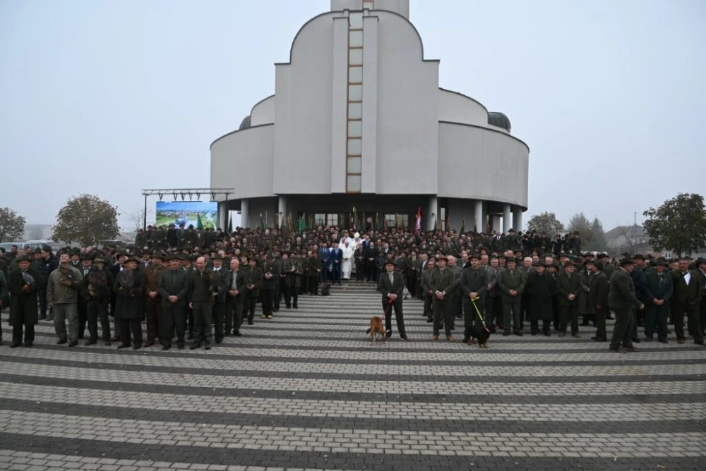 Lovci Požeško-slavonske županije sudjelovali na nacionalnoj proslavi svetog Huberta u Sisku