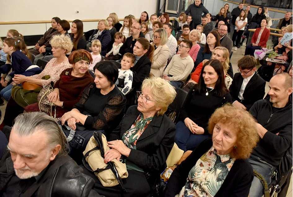 Promocija „Naše zimske pjesmoslikovnice“ u Gradskoj knjižnici Požega