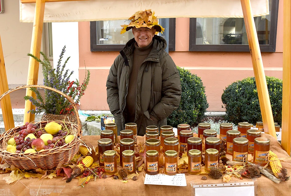 JESEN U POŽEGI: štandovi puni domaćih okusa i tradicionalno krštenje mošta