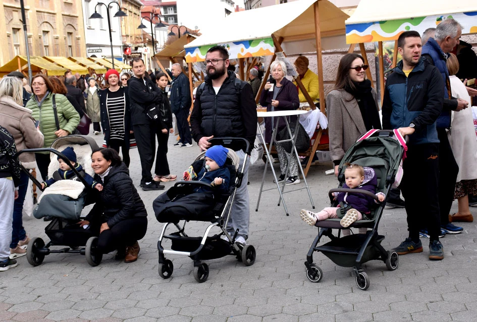 JESEN U POŽEGI: štandovi puni domaćih okusa i tradicionalno krštenje mošta