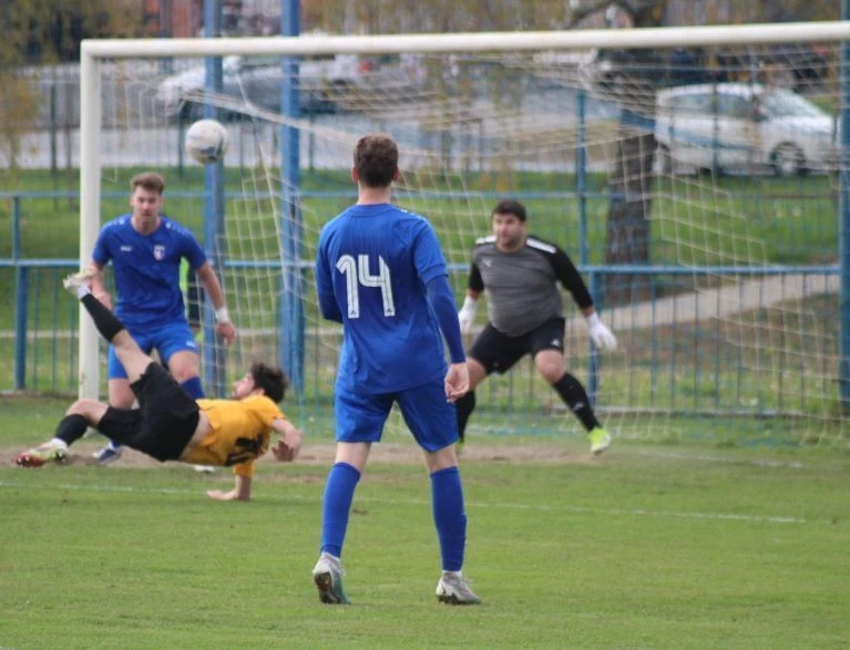 SUSJEDSKI DERBI: Vrijedan bod Slavije protiv Slavonije u Požegi