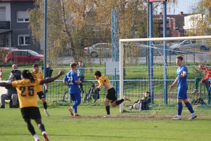 SUSJEDSKI DERBI: Vrijedan bod Slavije protiv Slavonije u Požegi