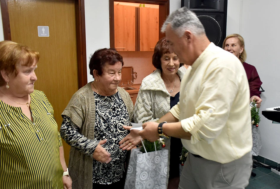 Umirovljenici Općine Velika proslavila blagdan sv. Katarine uz pjesmu i ples do iza ponoći