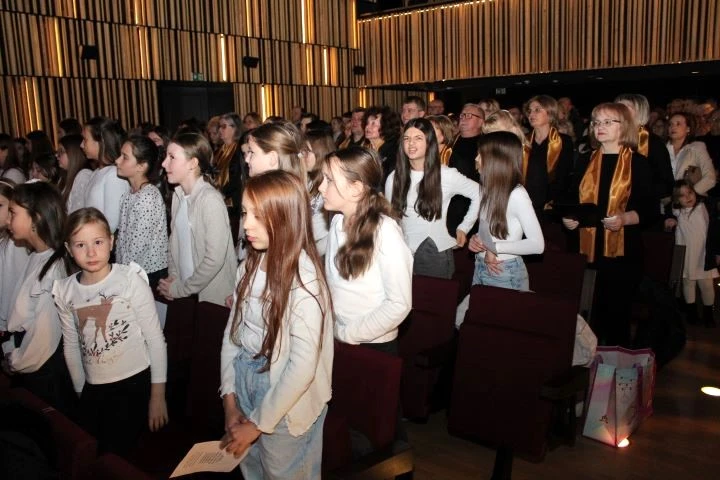 Glazba koja spaja: Pleternica slavila sv. Ceciliju u prepunoj dvorani