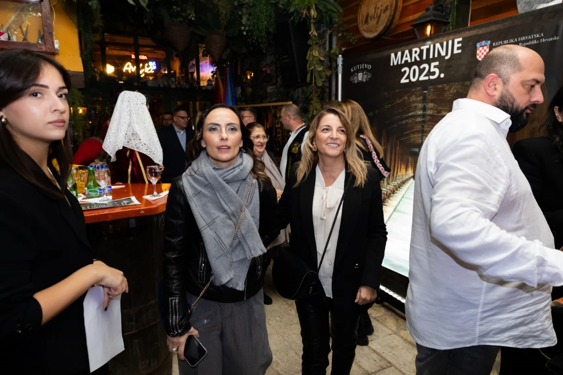 Martinje u Podgorici proslavljeno u svečanom ozračju: Vinarija Kutjevo predstavila mladu graševinu pred više od 500 uzvanika