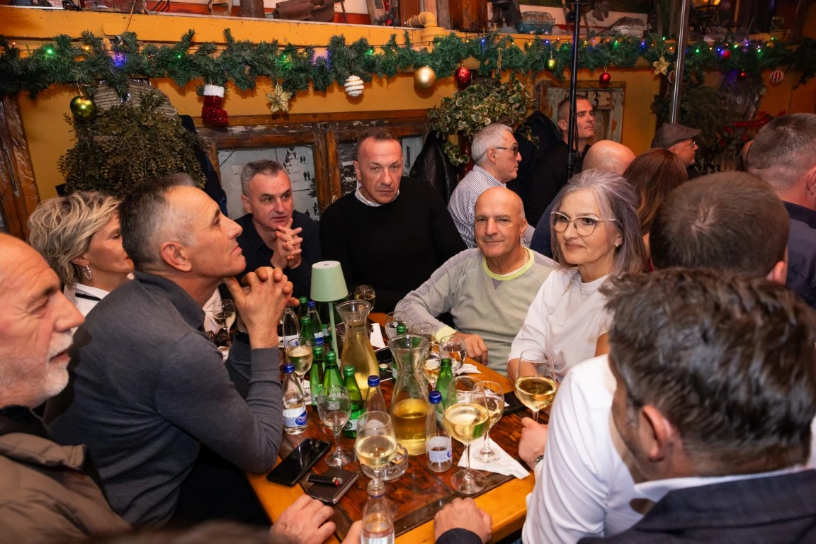 Martinje u Podgorici proslavljeno u svečanom ozračju: Vinarija Kutjevo predstavila mladu graševinu pred više od 500 uzvanika