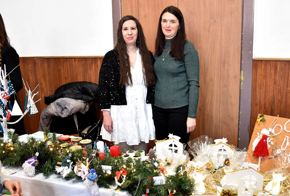 Čarolija zajedništva: Kempfovci još jednom oduševili blagdanskom izložbom „Prilika za sve“