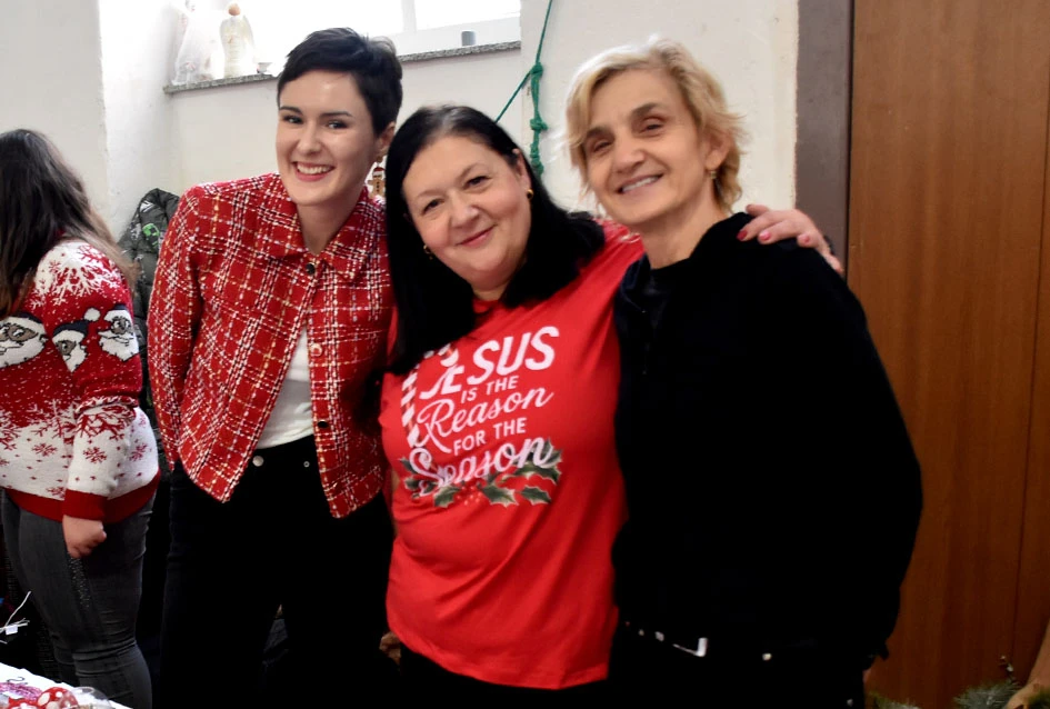 Čarolija zajedništva: Kempfovci još jednom oduševili blagdanskom izložbom „Prilika za sve“