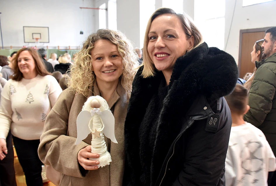 Čarolija zajedništva: Kempfovci još jednom oduševili blagdanskom izložbom „Prilika za sve“