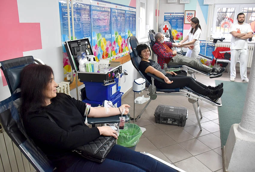 Kap dobrote koja spašava: Poziv na prosinačko darivanje krvi