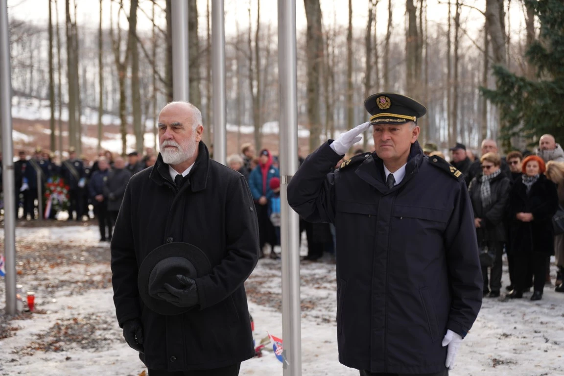 Vječna zahvalnost braniteljima koji su život dali na Papuku