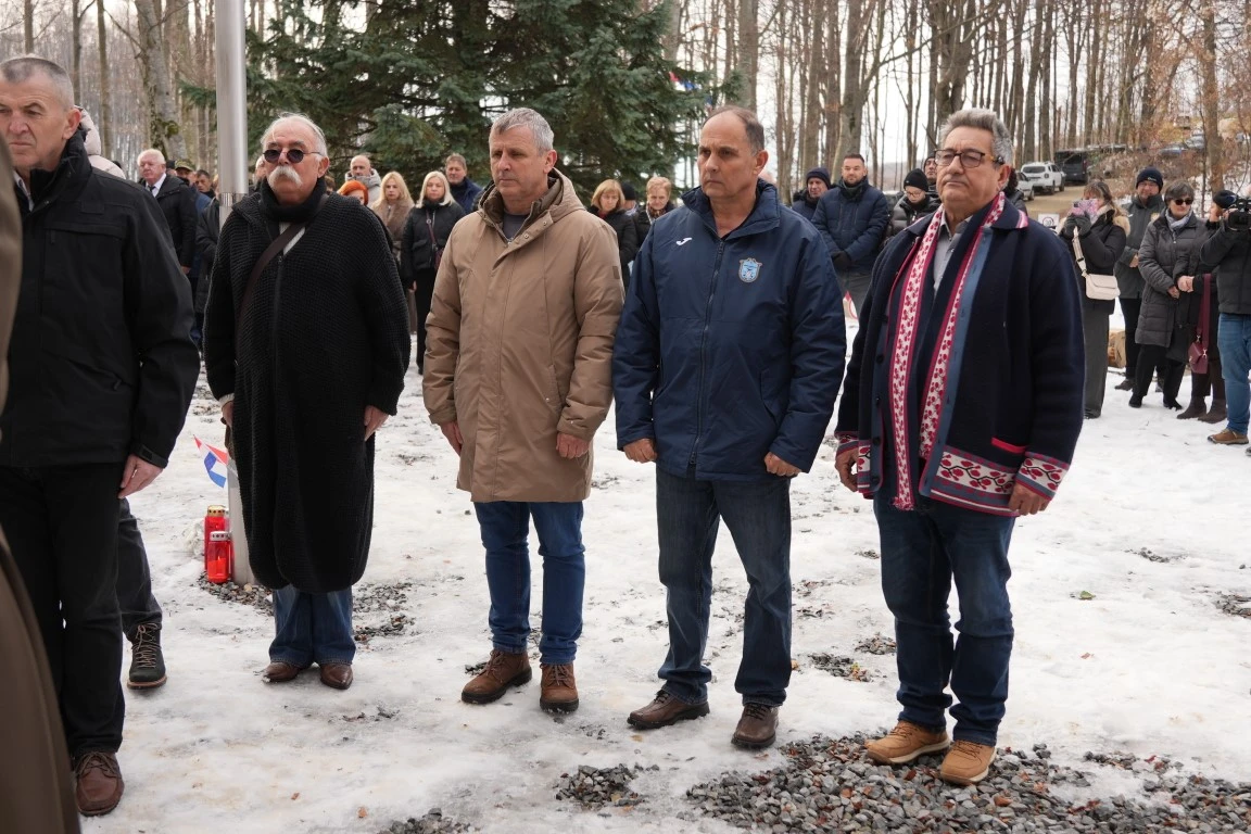 Vječna zahvalnost braniteljima koji su život dali na Papuku