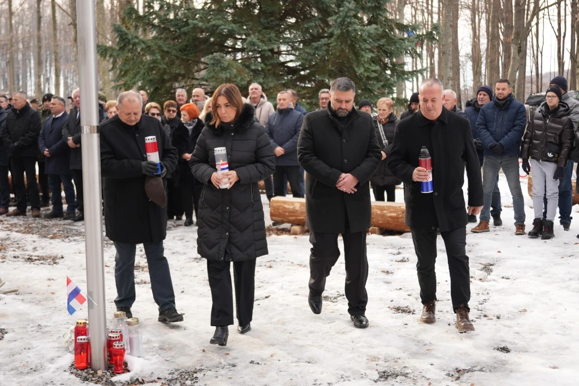 Vječna zahvalnost braniteljima koji su život dali na Papuku