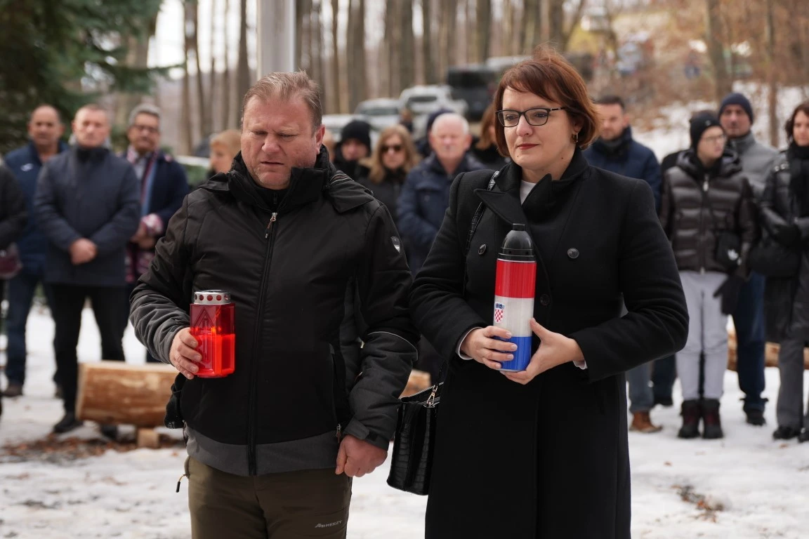 Vječna zahvalnost braniteljima koji su život dali na Papuku