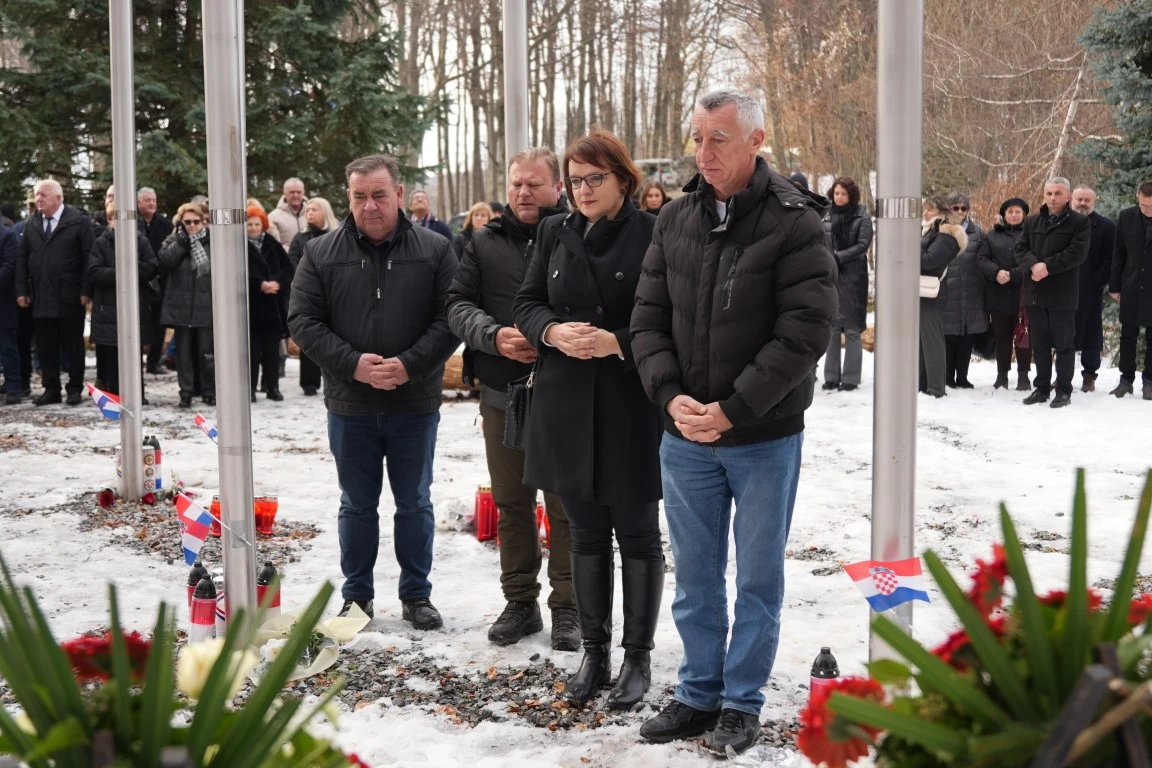 Vječna zahvalnost braniteljima koji su život dali na Papuku