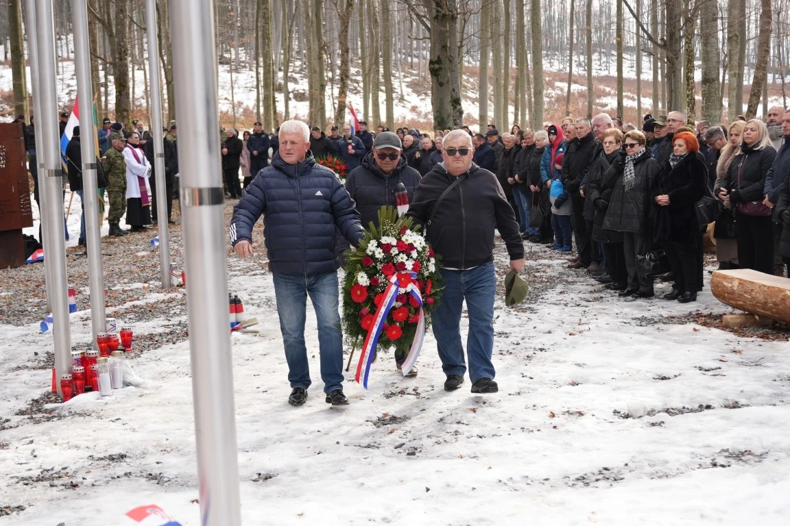 Vječna zahvalnost braniteljima koji su život dali na Papuku