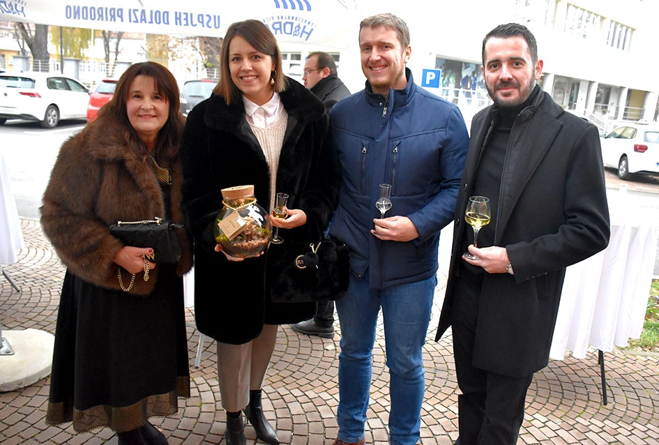 Svečani trenutak za Požegu: Otvoren restoran Mama Mia La Pasta, novo središte vrhunske gastronomije