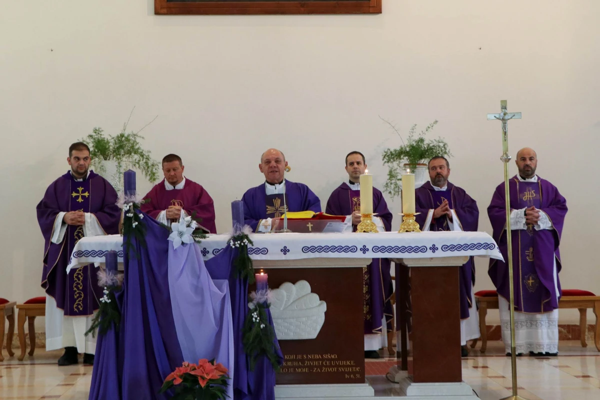 Otvorenje i prvo kolo Katoličke malonogometne lige Požeške biskupije