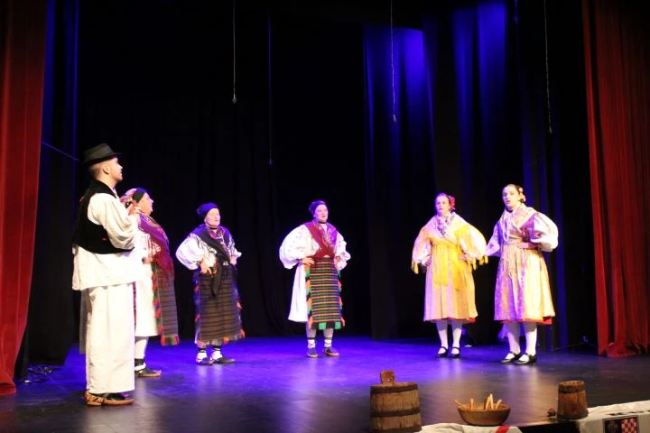 U Pleternici održana 19. Smotra folklora „Običaji starog zavičaja“