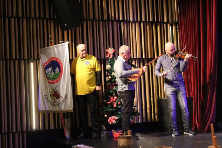 U Pleternici održana 19. Smotra folklora „Običaji starog zavičaja“