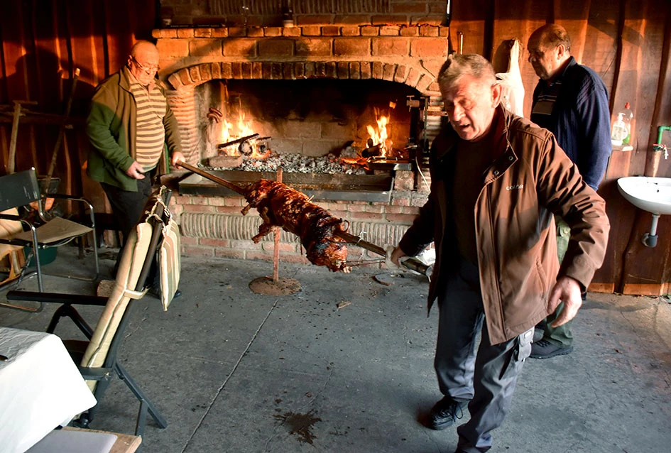 Martinje u Šušanju: Unatoč kašnjenju i izostanku kardinala Bauera, mošt uspješno ’kršten’ u mlado vino