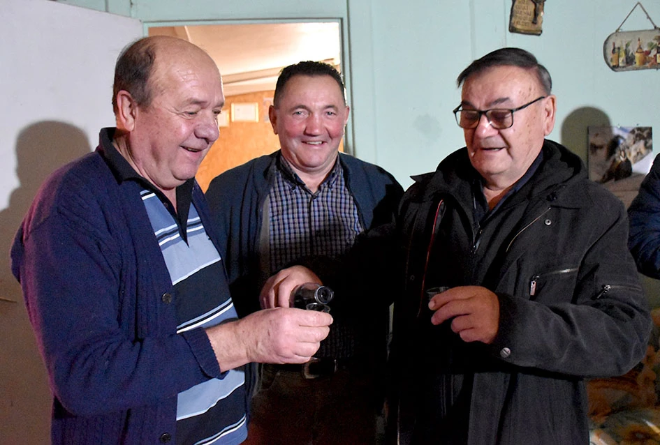 Martinje u Šušanju: Unatoč kašnjenju i izostanku kardinala Bauera, mošt uspješno ’kršten’ u mlado vino