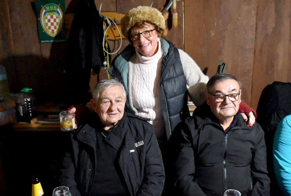 Martinje u Šušanju: Unatoč kašnjenju i izostanku kardinala Bauera, mošt uspješno ’kršten’ u mlado vino