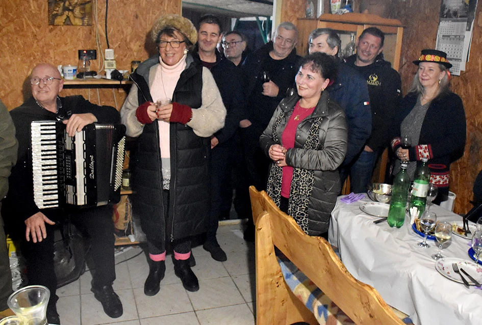 Martinje u Šušanju: Unatoč kašnjenju i izostanku kardinala Bauera, mošt uspješno ’kršten’ u mlado vino