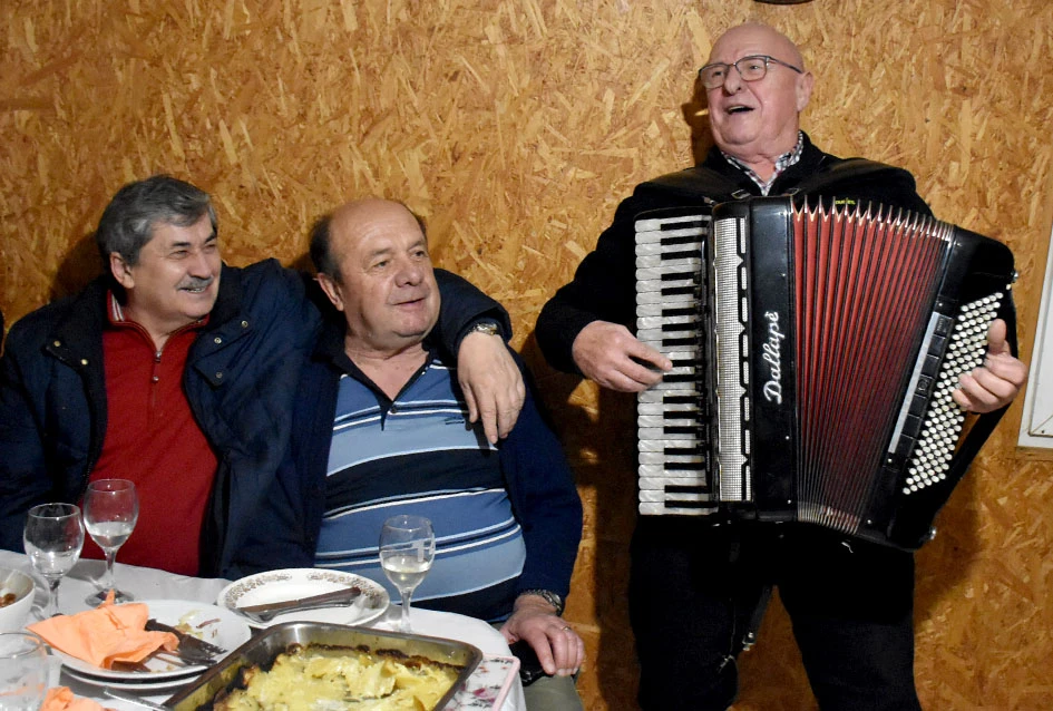 Martinje u Šušanju: Unatoč kašnjenju i izostanku kardinala Bauera, mošt uspješno ’kršten’ u mlado vino