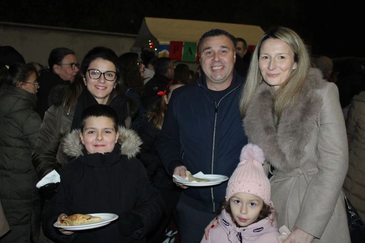 Adventska čarolija u srcu zajednice: Koncert „Ususret Ljubavi“ i „Advent u KOŠ-u“ okupili brojne posjetitelje