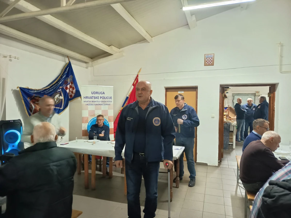 Predblagdansko druženje i duhovna obnova članova Udruge hrvatske policije