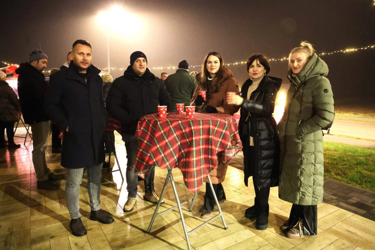  Advent uz klizalište  u Kutjevu