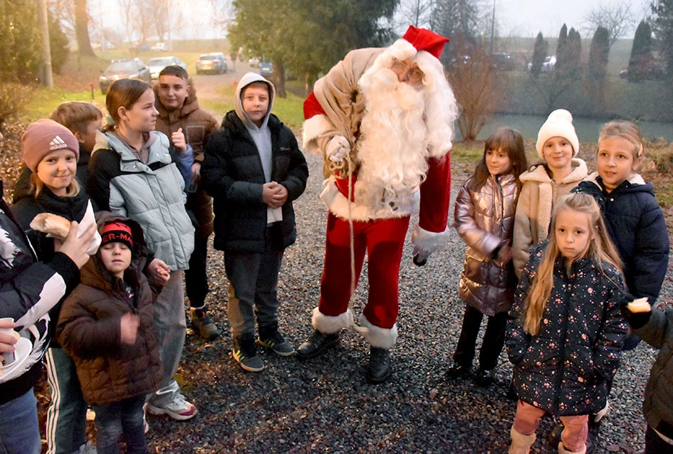Peti ’Advent u Rajsavcu”: Druženje uz Djeda Mraza i slovačku tradiciju