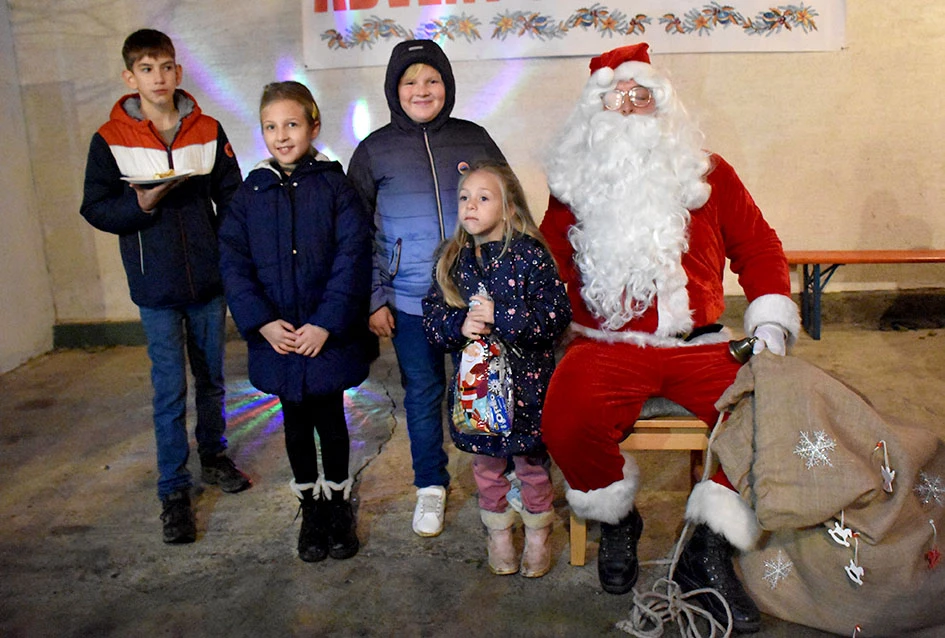 Peti ’Advent u Rajsavcu”: Druženje uz Djeda Mraza i slovačku tradiciju