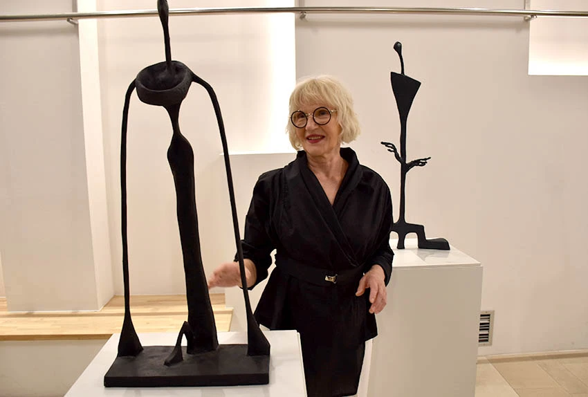 Požeška kiparica Tatjana Kostanjević osvaja Francusku: ’Violinist’ postavljen nedaleko Toulona, nakon što je postao simbol glazbe u Opatiji.