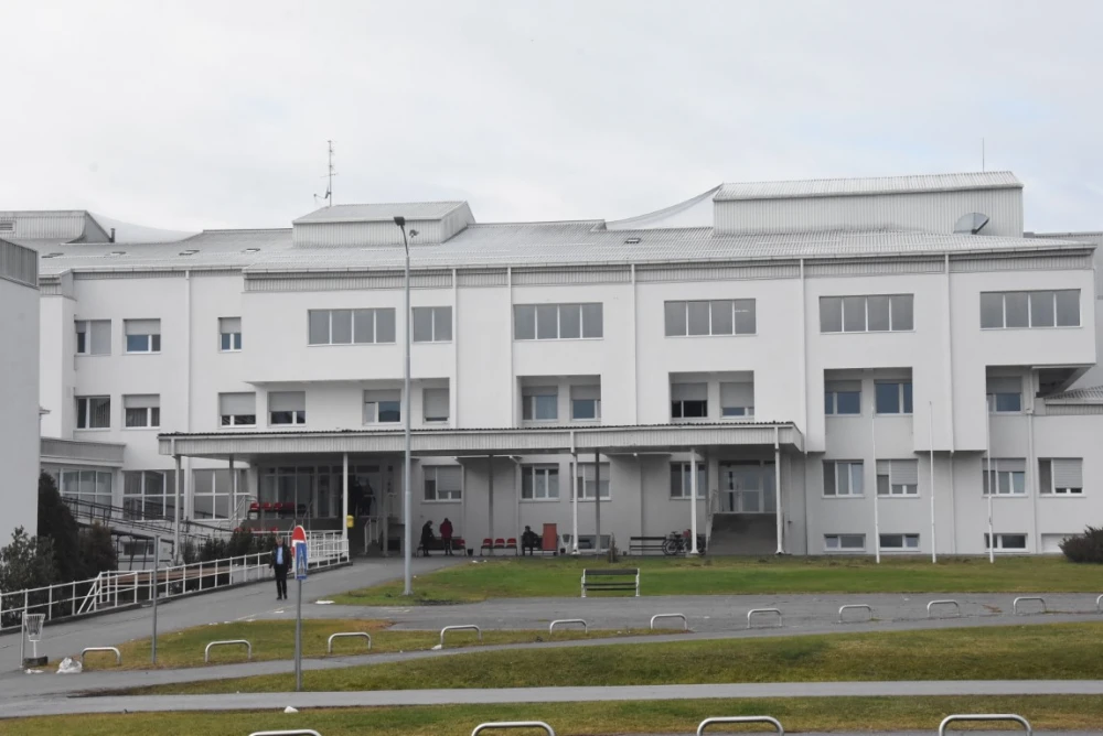 Bolnica u Požegi privremeno ograničila posjete pacijentima