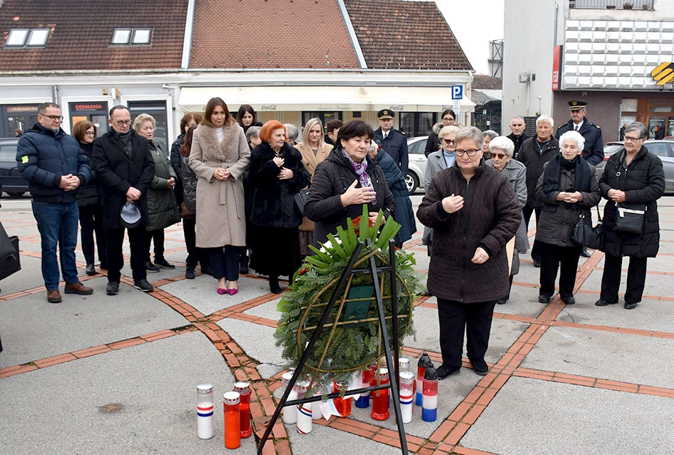 Uoči Božića – tišina, poštovanje i neugasla ljubav roditelja