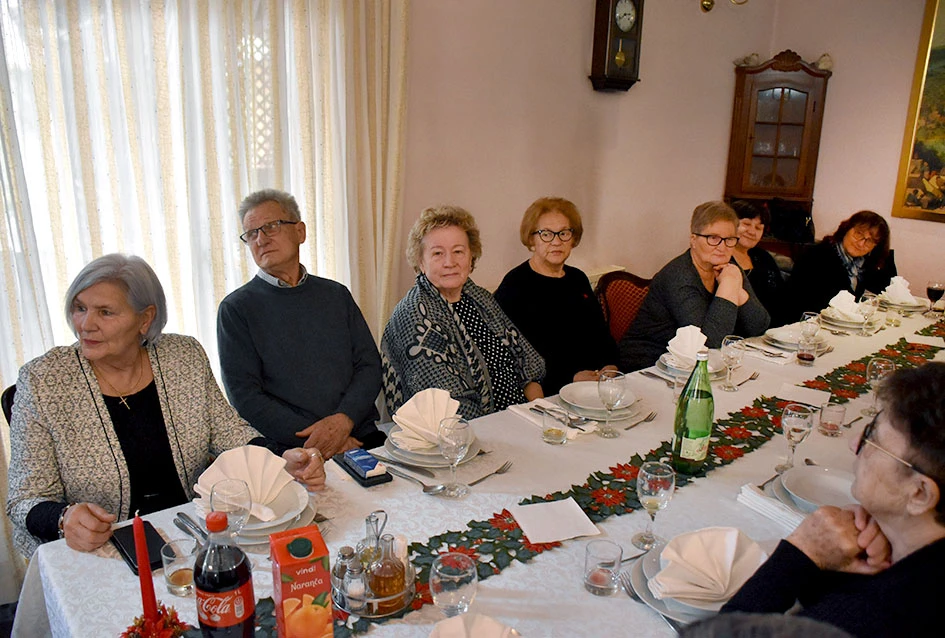 Uoči Božića – tišina, poštovanje i neugasla ljubav roditelja