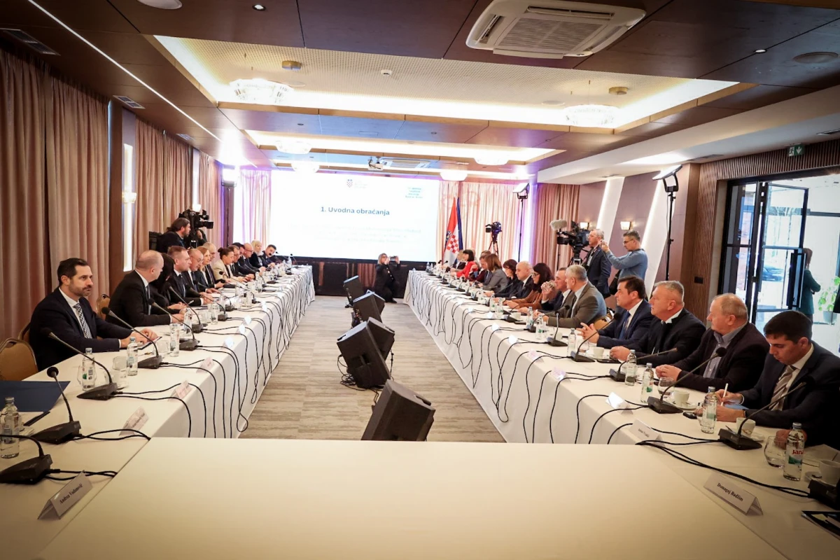 Županica Jozić na sjednici Savjeta za Slavoniju, Baranju i Srijem:”Jedino jako gospodarstvo i jaka poljoprivreda mogu pridonijeti tome da se demografski trendovi okrenu”