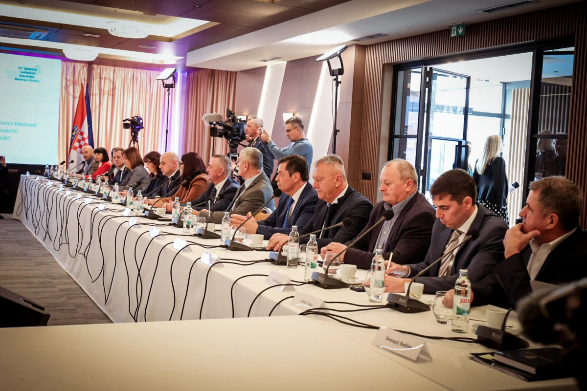 Županica Jozić na sjednici Savjeta za Slavoniju, Baranju i Srijem:”Jedino jako gospodarstvo i jaka poljoprivreda mogu pridonijeti tome da se demografski trendovi okrenu”