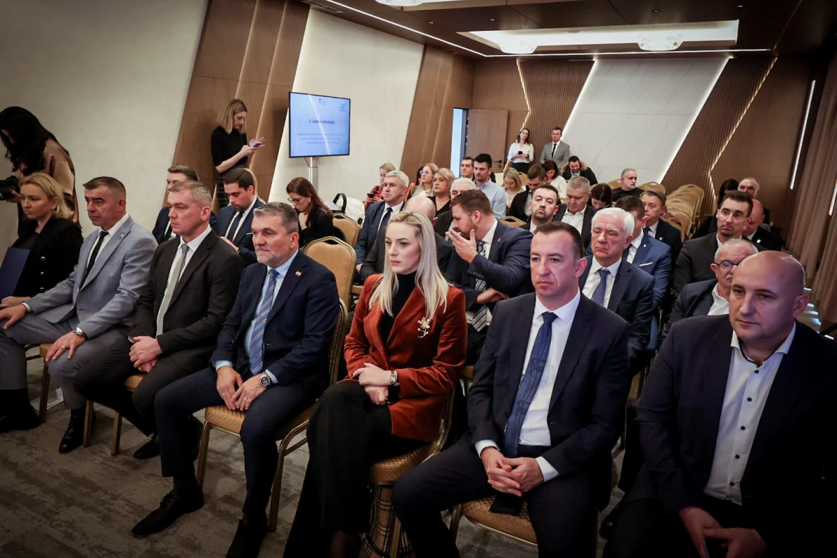 Županica Jozić na sjednici Savjeta za Slavoniju, Baranju i Srijem:”Jedino jako gospodarstvo i jaka poljoprivreda mogu pridonijeti tome da se demografski trendovi okrenu”