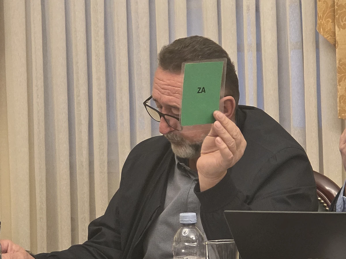 Zapamtite imena: Vijećnici koji su podržali povećanje plaće gradonačelniku usred financijskih problema