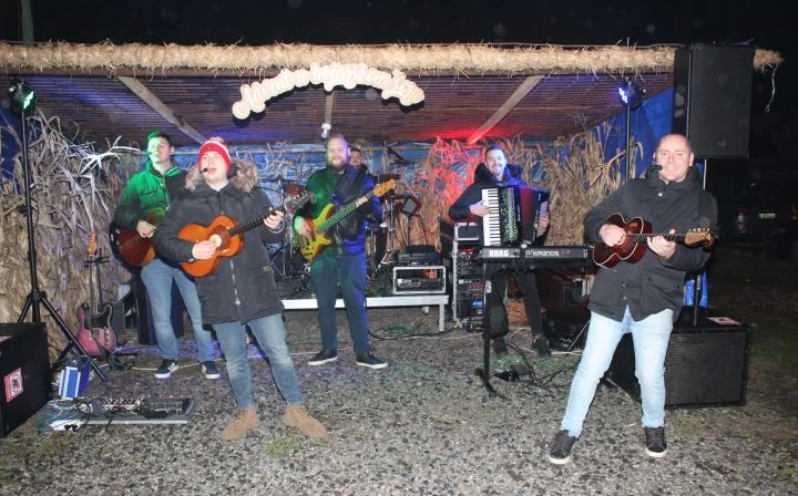 Bećarski šor ponovno ispunjen adventskim ugođajem