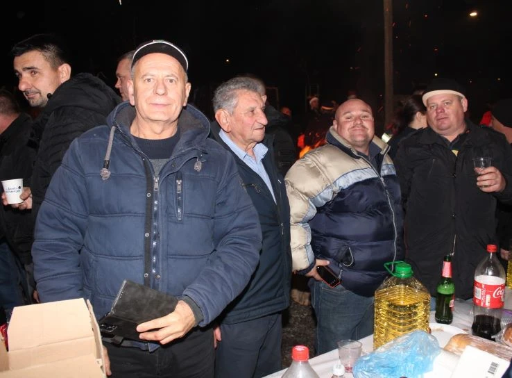 Bećarski šor ponovno ispunjen adventskim ugođajem