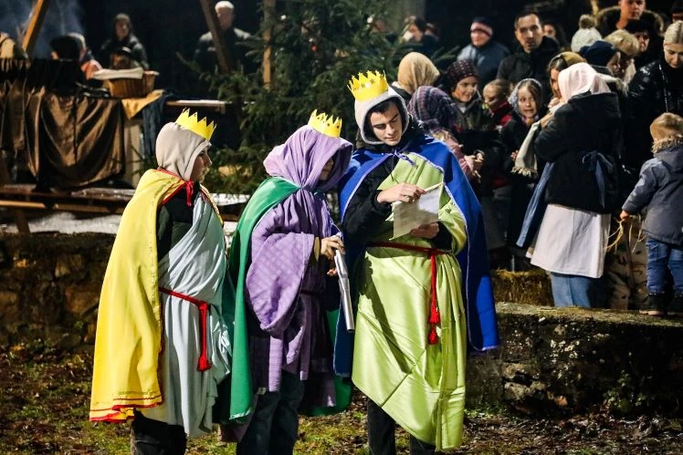 Uprizorene žive jaslice u svetištu Gospe od Suza 