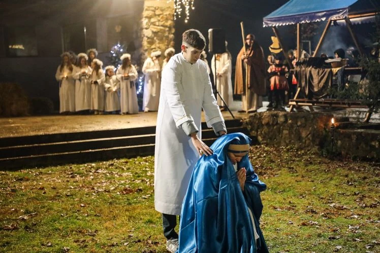 Uprizorene žive jaslice u svetištu Gospe od Suza 